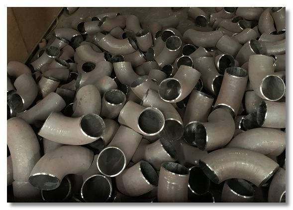 碳鋼對(duì)焊彎頭廠家哪家好