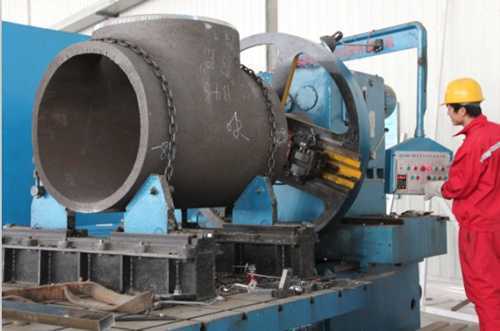 三通生產(chǎn)設(shè)備