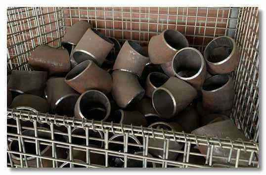 不銹鋼對焊彎頭生產(chǎn)廠家